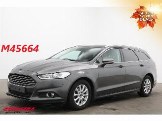 Voiture accidenté Ford Mondeo Wagon 2.0 TDCi 150 PK Aut. Trend Navi Clima Cruise SHZ PDC 2015/11