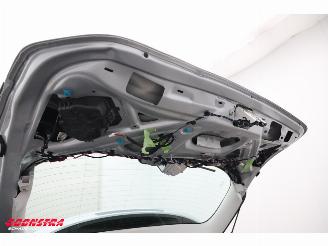 Mercedes C-klasse Estate 220 d Avantgarde LED ACC Navi Clima Camera SHZ picture 11