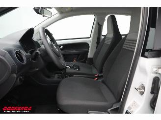 Volkswagen Up! 1.0 BMT move up! 5-DRS Airco Bluetooth 43.420 km! picture 16