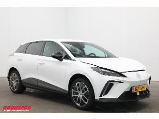 MG MG4 Luxury 64 kWh LED ACC 360° LRHZ Camera picture 2