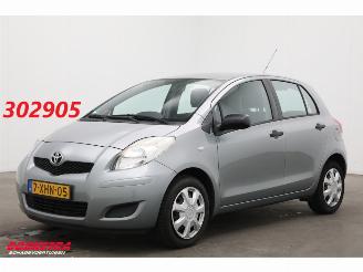 Unfallwagen Toyota Yaris 1.0 VVTi 5-DRS Cool Airco 2010/11