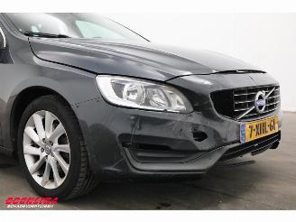 Volvo V-60 1.6 D2 Momentum Schuifdak Navi Clima Cruise PDC AHK picture 12