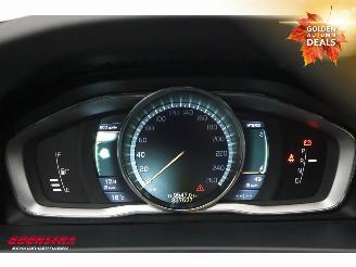 Volvo V-60 2.4 D6 AWD Plug-In Sumum Schuifdak Navi Camera Leder SHZ AHK picture 15