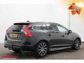 Volvo V-60 2.4 D6 AWD Plug-In Sumum Schuifdak Navi Camera Leder SHZ AHK picture 3
