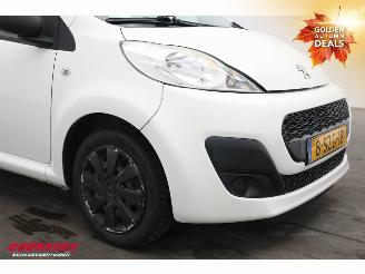Peugeot 107 1.0 XR Bluetooth Airco 128.926 km! picture 5