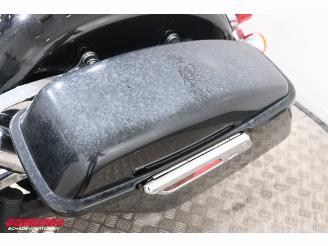 Harley-Davidson  FLD Switchback FLD Switchback LED 4.794 Miles! picture 14