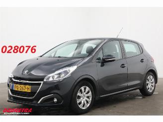 Avarii autoturisme Peugeot 208 1.2 PureTech 5-DRS Access Navi Airco Cruise PDC 104.492 km! 2017/5