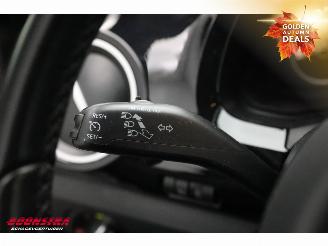 Volkswagen Up! 1.0 high up! BlueM. 5-DRS Navi Airco Cruise PDC 126.007 km! picture 18