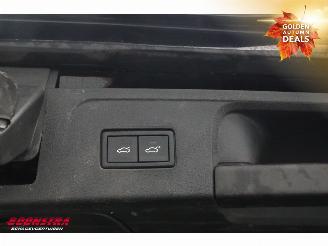 Volkswagen Passat Variant Variant 2.0 TDI DSG Comfortline LED ACC Navi Clima AHK picture 24