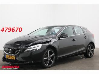 Damaged car Volvo V-40 2.0 T3 Nordic+ Pano LED Memory Leder Camera SHZ 2017/11