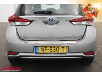 Toyota Auris 1.8 Hybrid Dynamic Navi Clima Cruise PDC 169.034 km! picture 14
