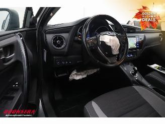 Toyota Auris 1.8 Hybrid Dynamic Navi Clima Cruise PDC 169.034 km! picture 23