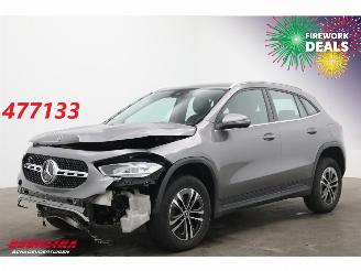 Schadeauto Mercedes GLA 200 d Aut. Business Line Navi Clima Cruise PDC 2023/3
