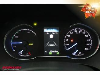 Toyota Yaris 1.5 Hybrid Premium Pano Navi Clima Cruise Camera 70.443 km! picture 18