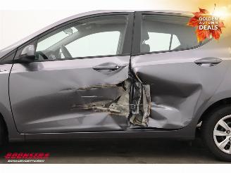 Hyundai I-10 1.0i i-Motion Comfort Clima Cruise PDC picture 5
