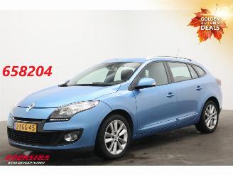 Damaged car Renault Mégane 1.2 TCe Expression Navi Clima Cruise PDC AHK 2013/4