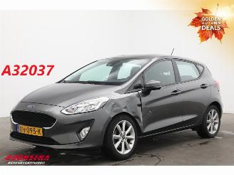 škoda osobní automobily Ford Fiesta 1.1 Trend 5-DRS Navi Airco Cruise PDC 2019/2
