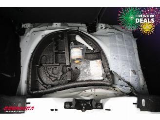 Ford Fiesta 1.0 EcoBoost ST Line 5-DRS Navi Clima Cruise PDC 139.258 km! picture 17