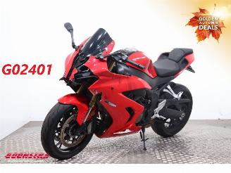 damaged motor cycles Can-Am  SRK 800 RR ABS LED Bluetooth 2024/4