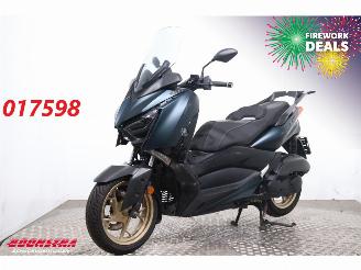 damaged motor cycles Yamaha  X-Max 125 LED 11.276 km! 2023/1
