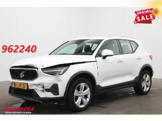 Coche accidentado Volvo XC40 2.0 B3 Core Navi Clima Carplay Sportzetels 2022/10