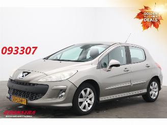 damaged passenger cars Peugeot 308 1.6 VTi Sublime Clima Cruise 2010/4