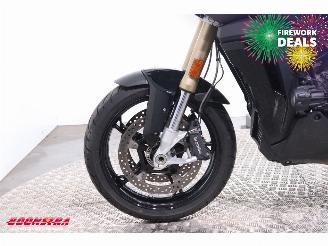 BMW S 1000 XR Triple Black 3X Pakket 8.782 km! picture 10