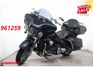 škoda motocykly Harley-Davidson  110 FLHTCUSE CVO Ultra Classic 110 Years Ed. Radio Cruise LED ABS 2013/1