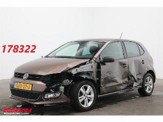 Voiture accidenté Volkswagen Polo 1.2 TSI Comfortline Navi Airco Cruise SHZ LMV 2013/2