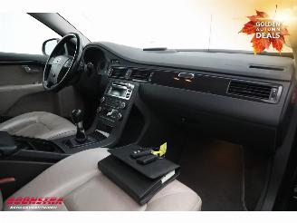 Volvo V-70 2.4D Kinetic BiXenon Clima Navi Leder SHZ AHK picture 15