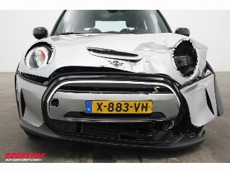 Mini Cooper SE Camden Edition 33 kWh LED Navi Clima Cruise SHZ PDC picture 7