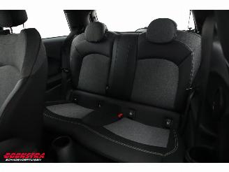 Mini Cooper SE Camden Edition 33 kWh LED Navi Clima Cruise SHZ PDC picture 17