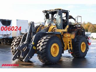 krockskadad bil machine Volvo  L220H Wheelloader BY 2025 2025/12