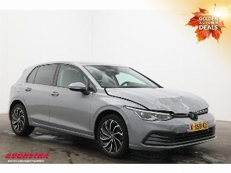Volkswagen Golf 1.0 TSI Life LED ACC Memory Virtual H/K picture 2