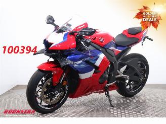 damaged motor cycles Honda CBR 1000 RR-R Fireblade Akrapovic ABS LED 2024/3