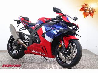 Honda CBR 1000 RR-R Fireblade Akrapovic ABS LED picture 2