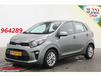 Schadeauto Kia Picanto 1.0 DPi DynamicLine Bluetooth Airco Cruise Camera 2022/7