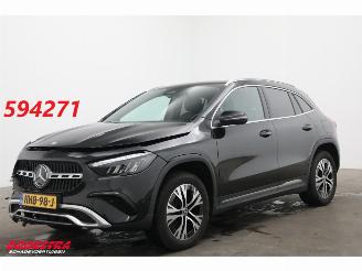 uszkodzony samochody osobowe Mercedes GLA 250 e Star Edition LED ACC Navi Clima Camera SHZ 19.826 km! 2023/12