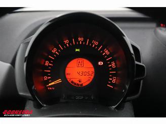 Peugeot 108 1.0 e-VTi Active Automaat Bluetooth Airco 43.052 km! picture 19