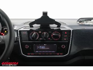 Volkswagen Up! 1.0 5-DRS Airco Bluetooth 33.429 km! picture 15