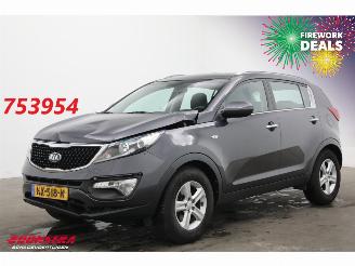 Voiture accidenté Kia Sportage 1.6 GDI X-treme ComfortLine Navi Clima Cruise Camera AHK 2016/1
