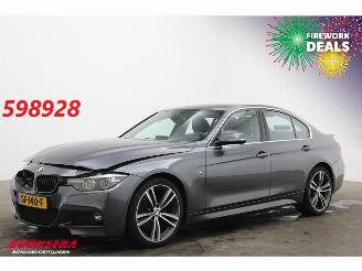 škoda osobní automobily BMW 3-serie 318i M-Sport Aut. LED Leder Navi Clima Cruise SHZ 120.976 km! 2018/3
