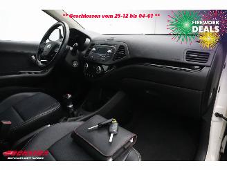 Kia Picanto 1.0 CVVT Plus Pack Leder Clima 35.921 km! picture 9