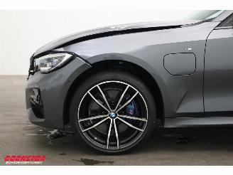 BMW 3-serie Touring 330e M-Sport Pano LED ACC H/K HUD Memory Camera 55.315 km! picture 11