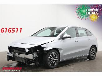 uszkodzony samochody osobowe Mercedes B-klasse 200 7G-Tronic LED ACC Navi Clima Camera SHZ LRHZ 11.199 km! 2024/2