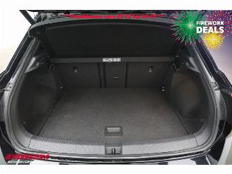 Volkswagen T-Roc 1.5 TSI DSG Sport LED ACC Navi Clima Camera SHZ PDC AHK picture 25