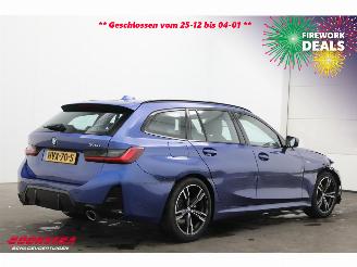 BMW 3-serie Touring 318i M-Sport Pano LED Leder Camera SHZ AHK picture 3