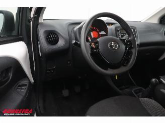 Toyota Aygo 1.0 VVT-i x-fun Airco Bluetooth Cruise 80.608 km! picture 18