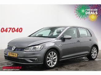 Unfallwagen Volkswagen Golf 1.5 TSI Highline ACC Virtual Navi Clima PDC 2018/11