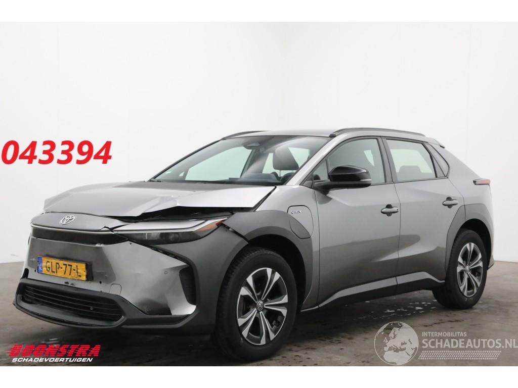 Toyota bZ4X Business 71 kWh LED ACC Navi Camera PDC